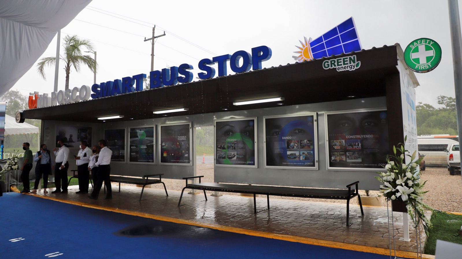 Entrega estación inteligente de autobuses