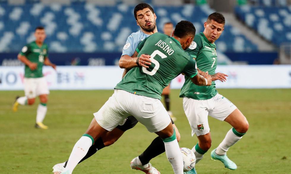 Uruguay derrotó a Bolivia 2-0.