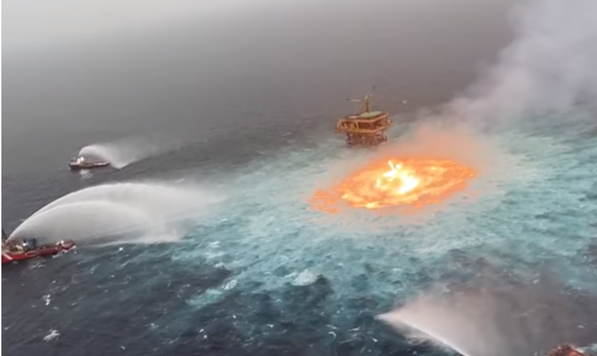 incendio plataforma pemex