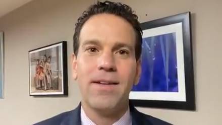 El periodista Carlos Loret de Mola acusó a periodistas y youtubers de haber ayudado a AMLO a alentar una mentira.