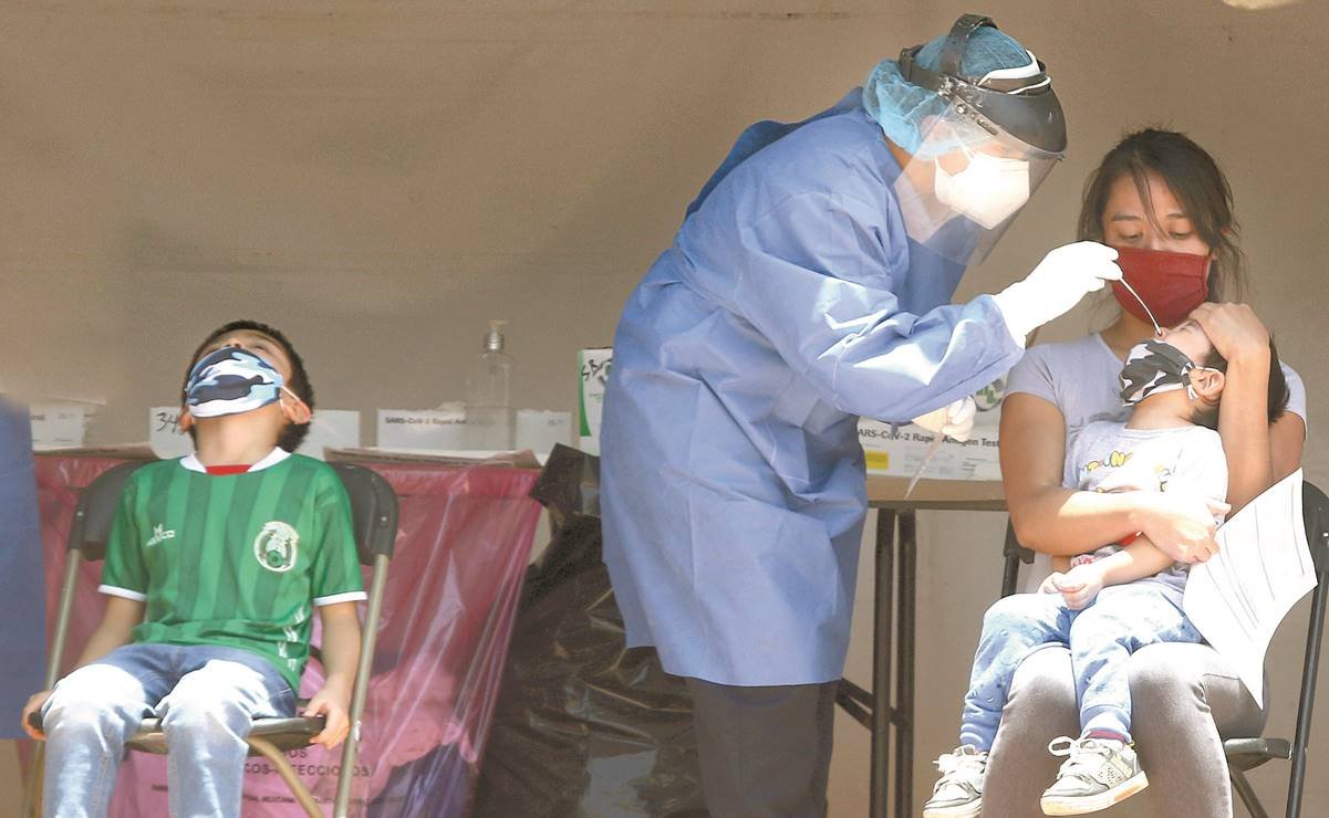 Al principio de la pandemia se dijo que los menores de edad eran casi asintomáticos, pero con la variante delta parece ser diferente.