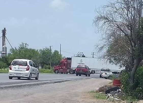 En Reynosa continúan los bloqueos