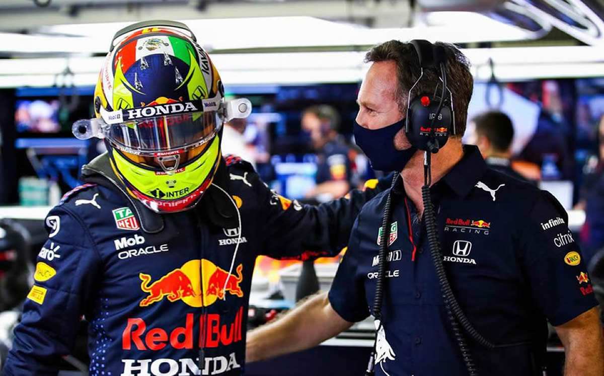 Christian Horner está contento con Checo Pérez.