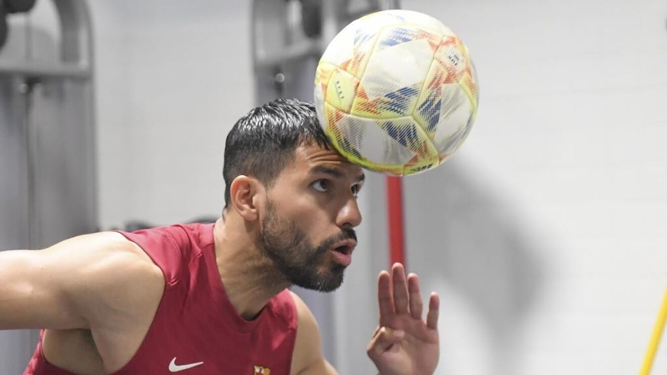 Kun Agüero estará fuera de las canchas 10 semanas