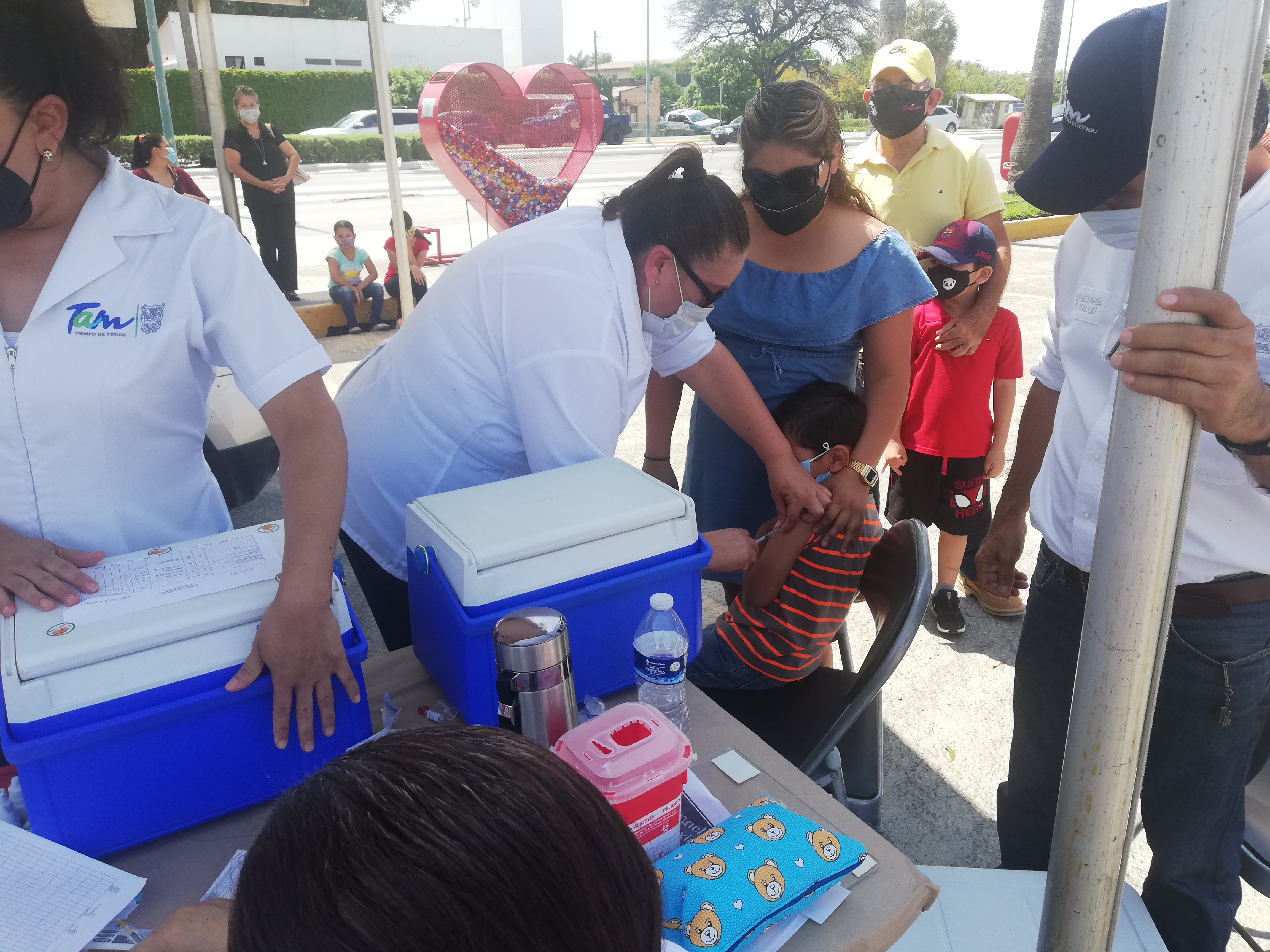 Vacunación contra el sarampión y rubéola se extendió