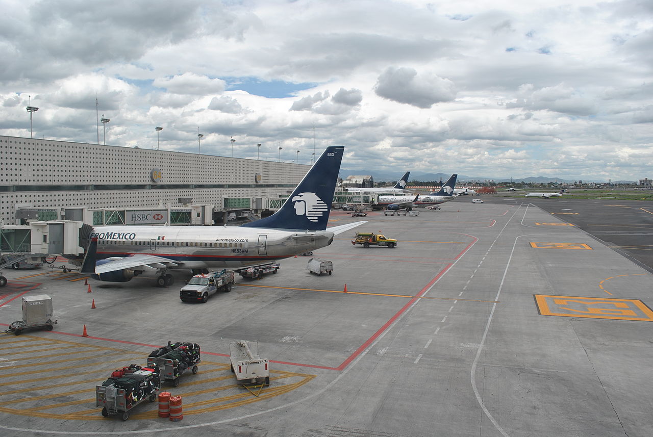 Ante baja venta, las aerolíneas del Aeropuerto Internacional de la Ciudad de México (AICM) optaron por cancelar un 40% de sus vuelos.