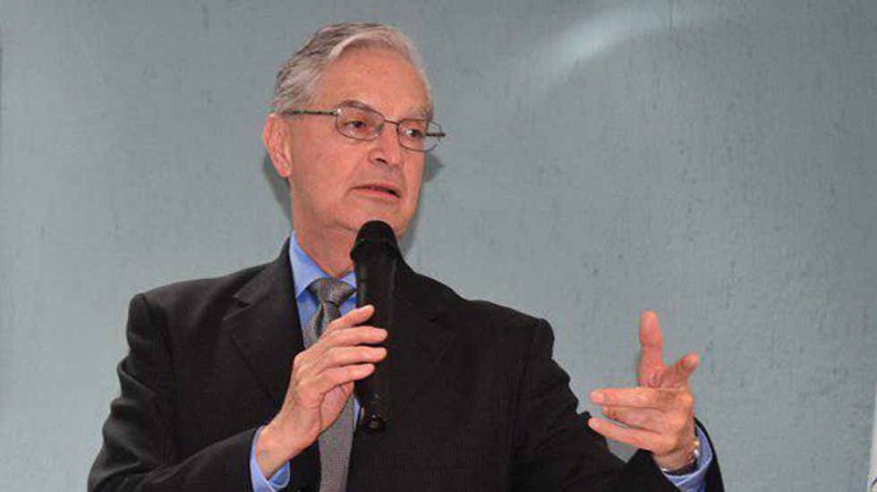 Giran orden de aprehensión contra Luis Ernesto Derbez