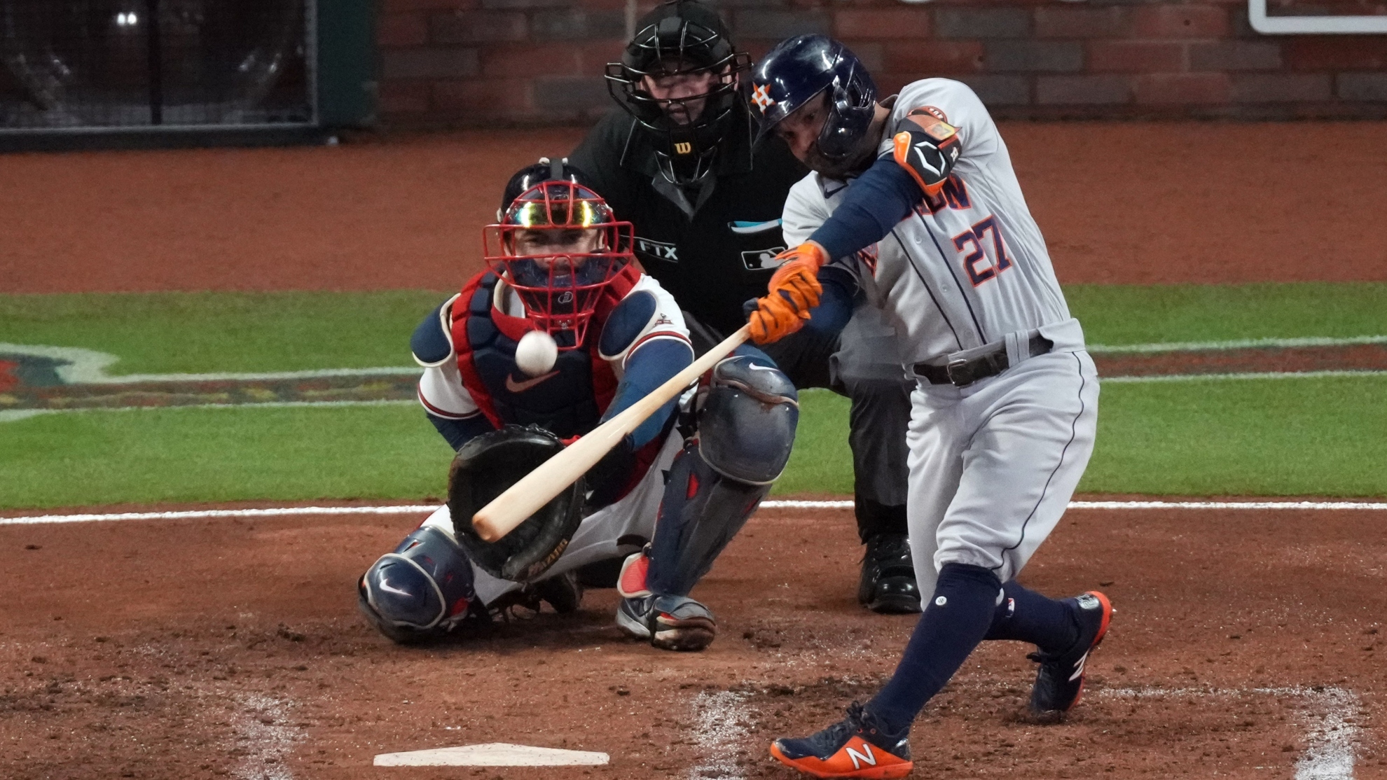 Altuve es el segundo con más homeruns en playoffs