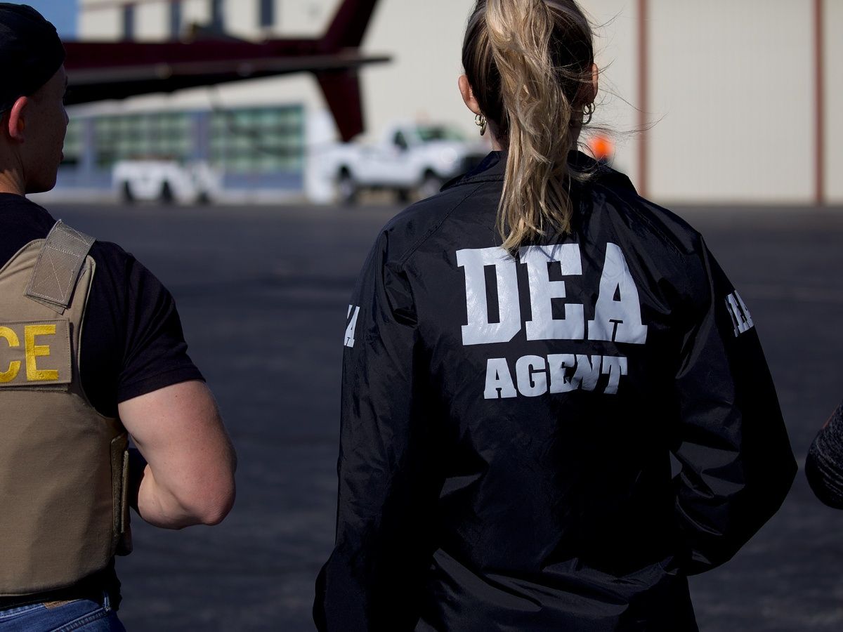 Funcionarios acusan a México de retrasar visado para agentes de la DEA. El trámite que suele tomar un mes, esta tomando más de seis meses.