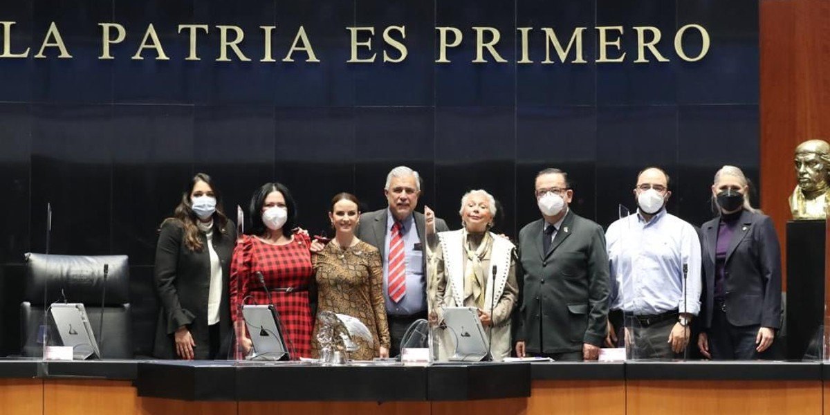 Tras la confirmación de la presidenta del Senado, Olga Sánchez, reconocen al 'Grupo Plural' en el Senado; le dan voz pero le niegan voto.