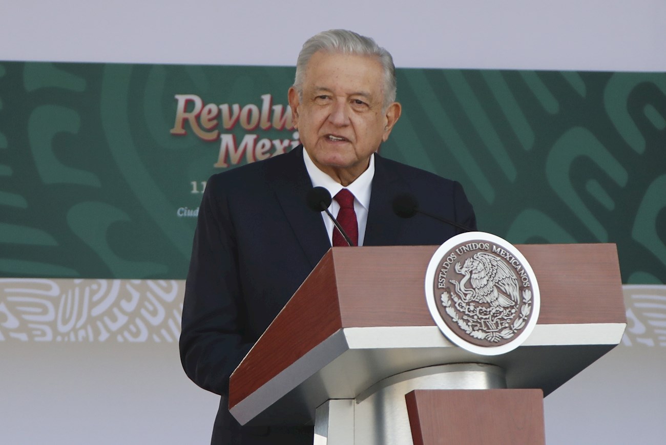 ejército es pueblo uniformado