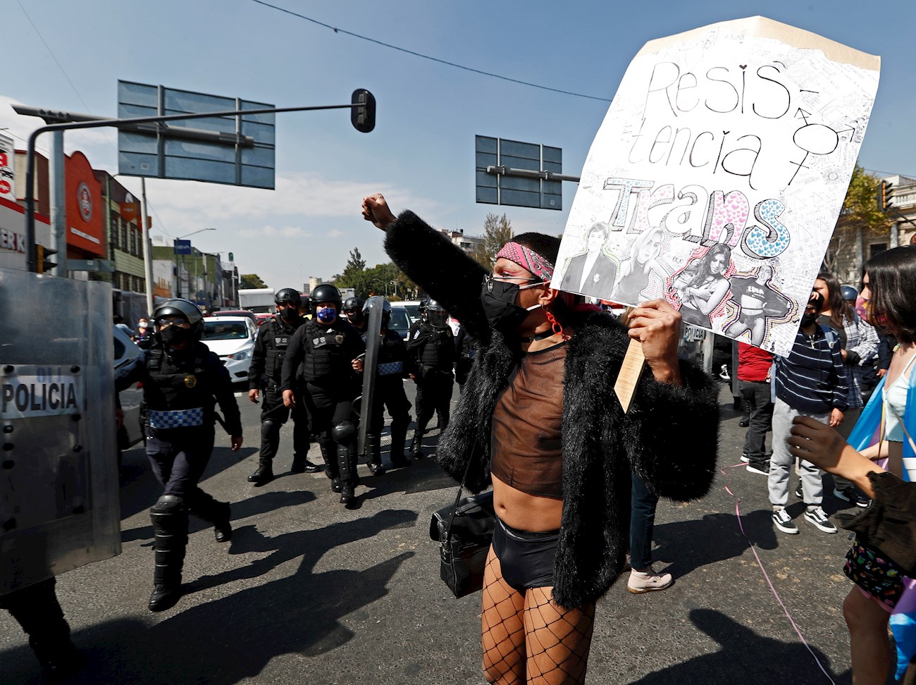 La jefa de gobierno, Claudia Sheinbaum, anuncia que se investigará los abusos policiales que hayan ocurrido en la marcha por la Memoria Trans