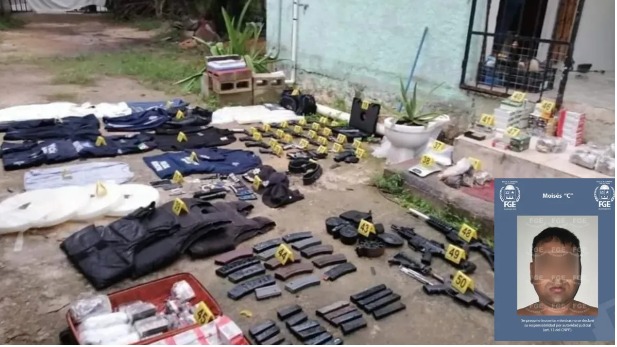 De acuerdo con un comunicado de la Fiscalía General de Quintana Roo, elementos policíales detienen a Moisés 'C', mejor conocido como "El Yanki".