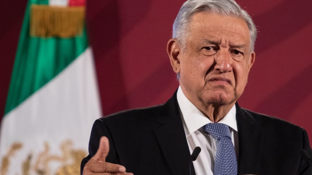 Ante la controversia que ha generado AMLO por la revocación de mandato, el TEPJF le niega al mandatario promover u opinar sobre esta consulta.