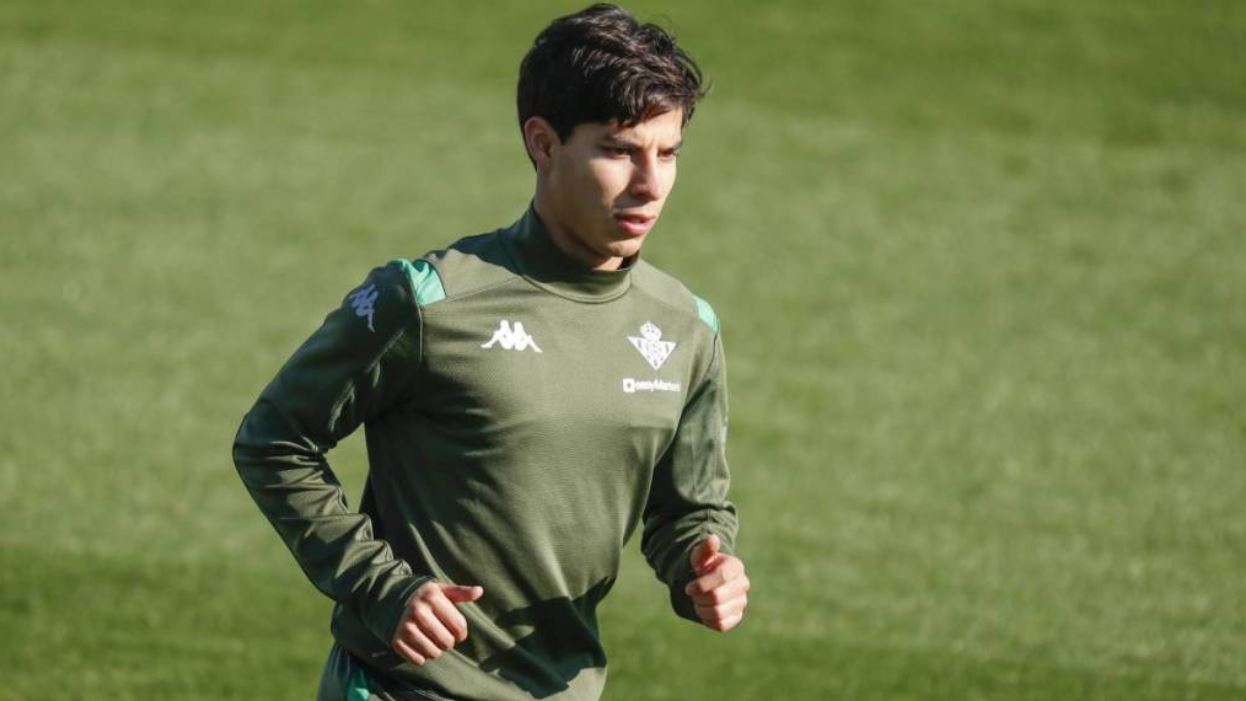Pellegrini considera que Lainez va agarrando forma
