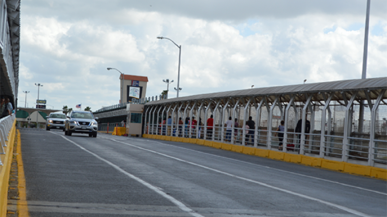 Por falsa alarma cierra puente internacional en Reynosa