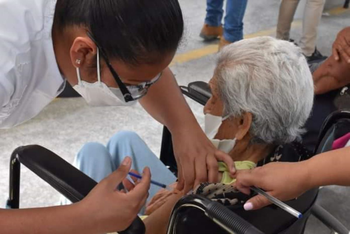 refuerzo de la vacuna en Tampico