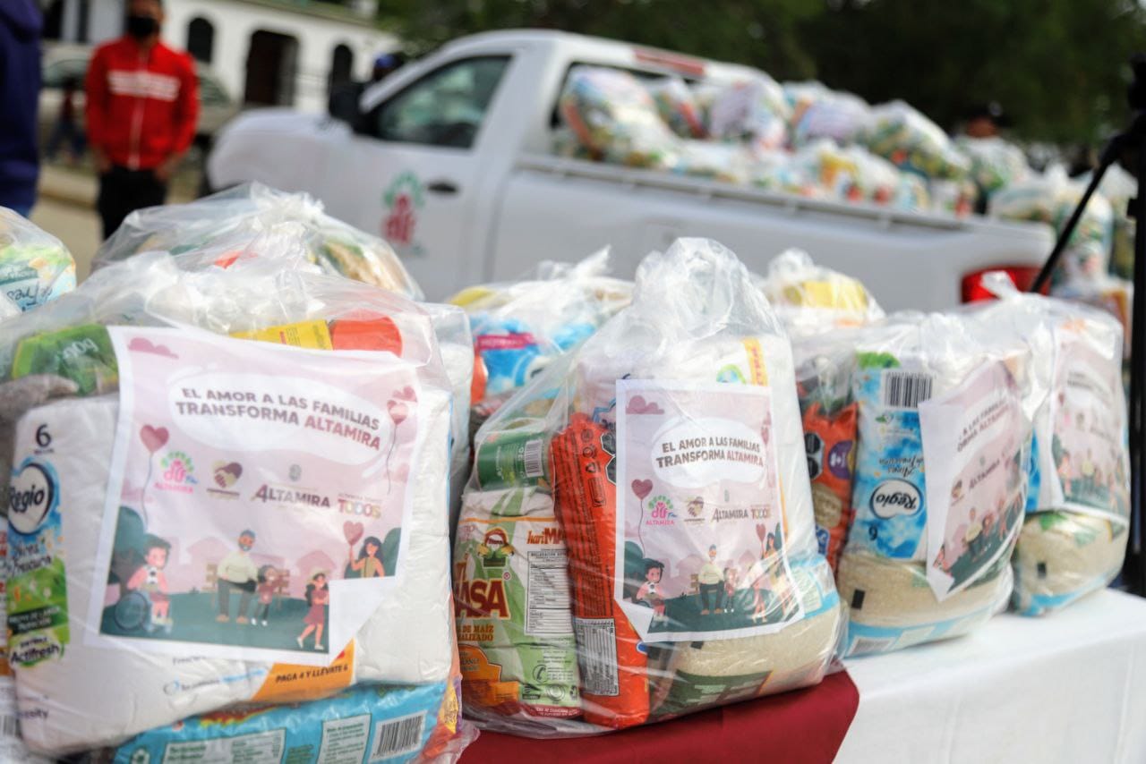 Vuelven las despensas para abuelitos en Altamira