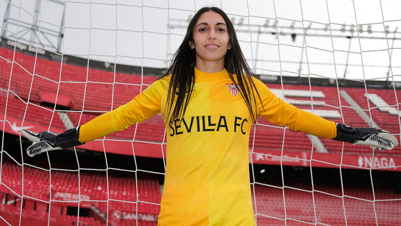 Itzel González fichó por el Sevilla femenil