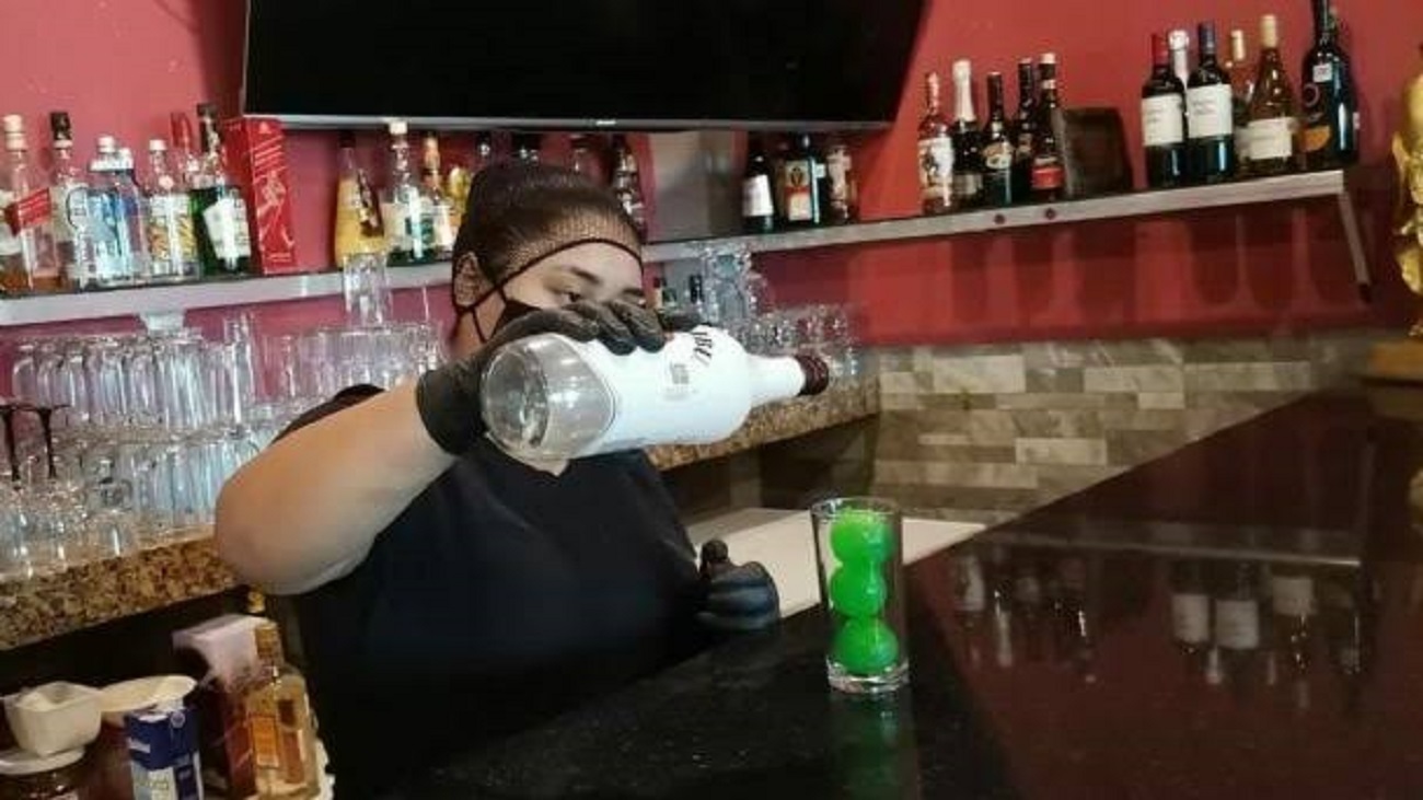 Por incremento en canasta básica restauranteros suben precios