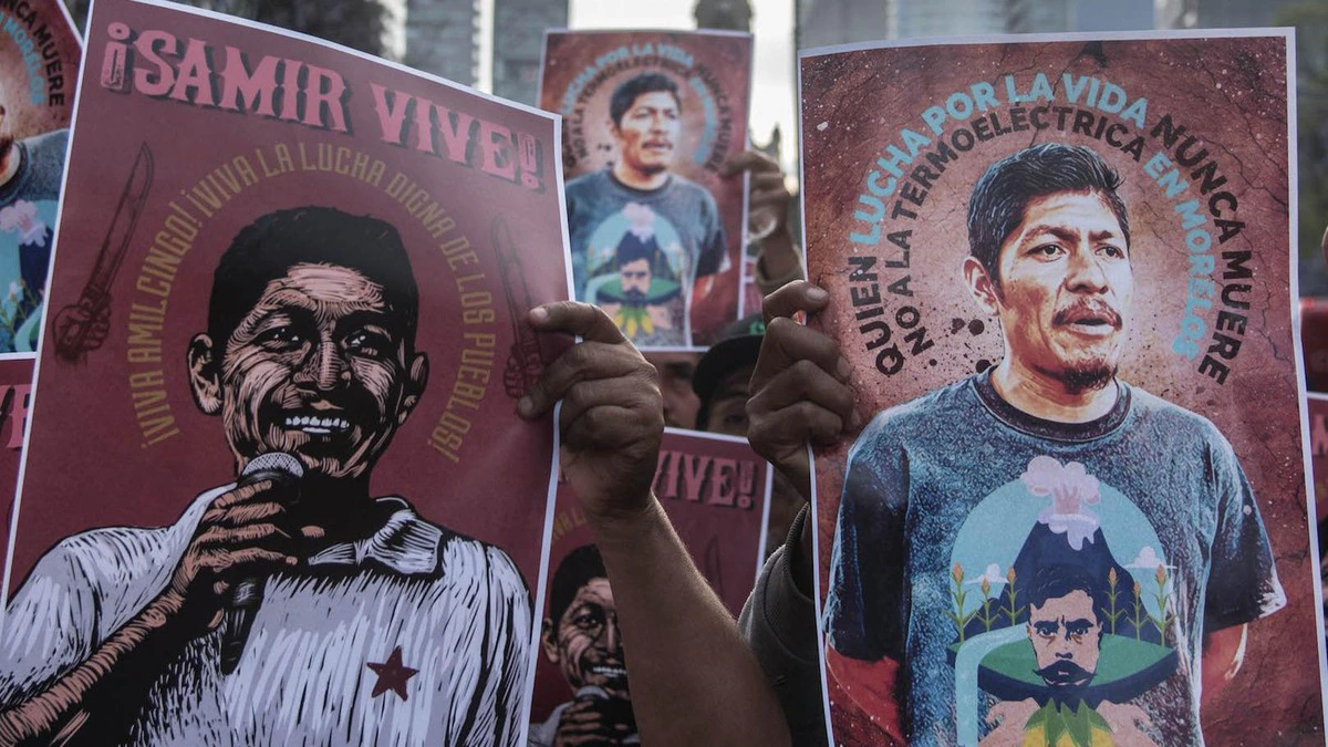 Por medio de dos mantas, criminales le dan un llamado de advertencia al gobernador de Morelos, Cuauhtémoc Blanco.