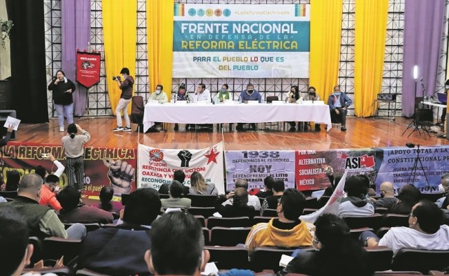 En conjunto con organizaciones sociales, Morena crea un frente a favor de la ley eléctrica. Anuncia movilizaciones y acciones de divulgación.