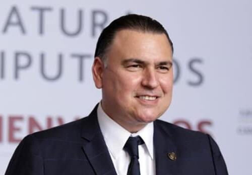 Sustituye Gerardo Peña al Truco