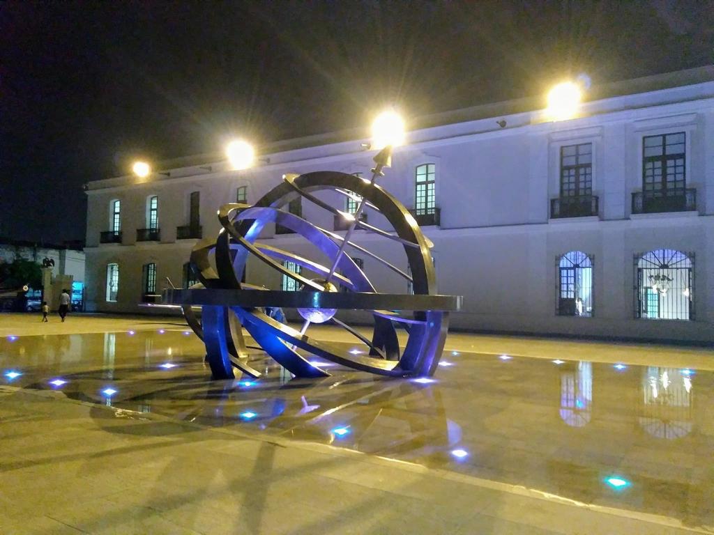 Roban piezas de Museo Naval