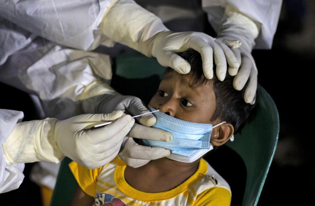 Casi 12 mil casos de hospitalizaciones de menores con COVID 19 en México. Los más afectados han sido los bebés de cero a dos años.