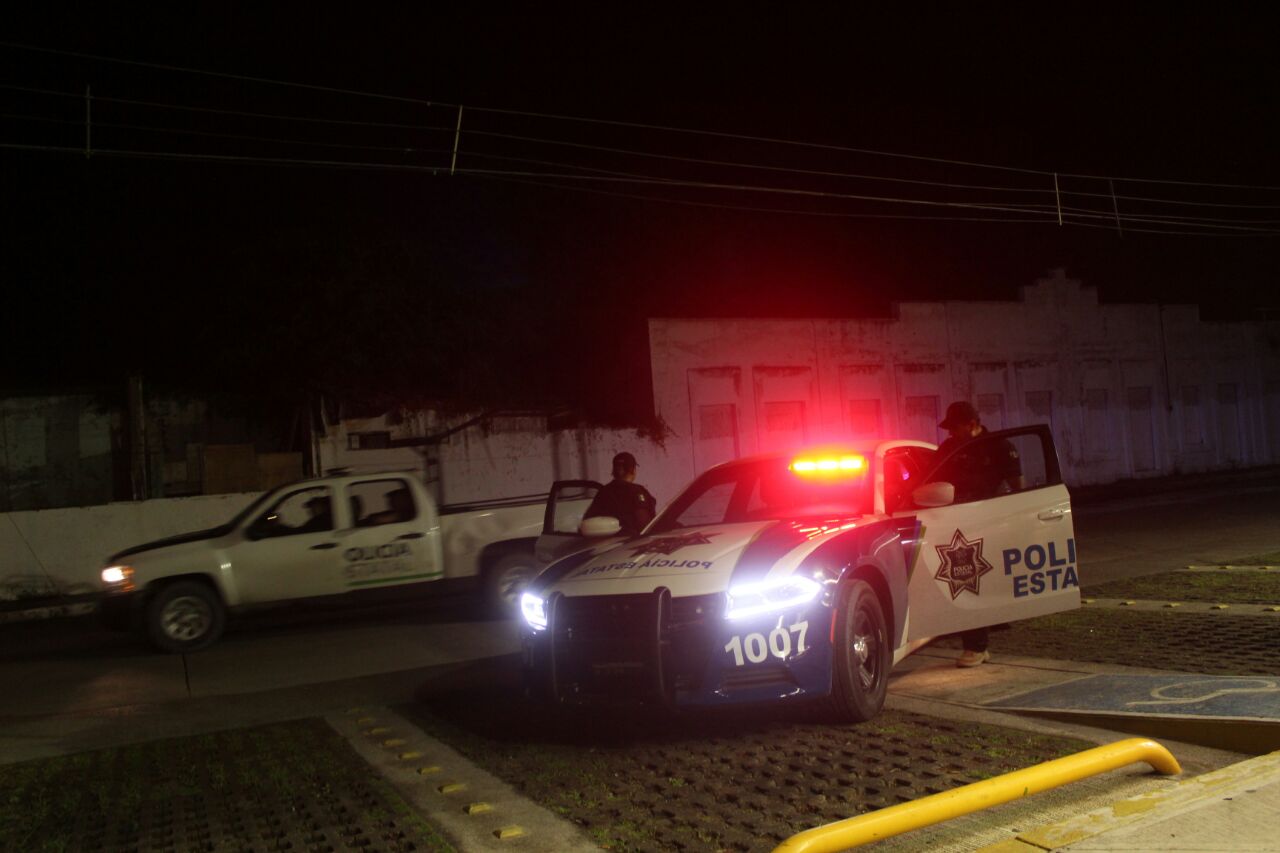 Asaltantes golpearon a empleado de Oxxo