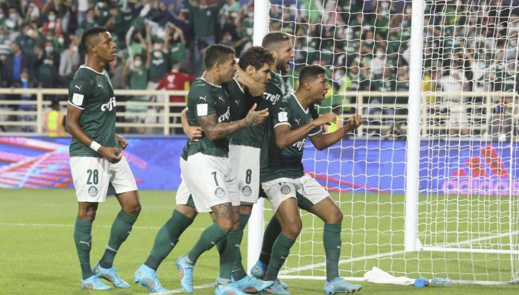 El Palmeiras derrotó 2-0 al Al Ahly