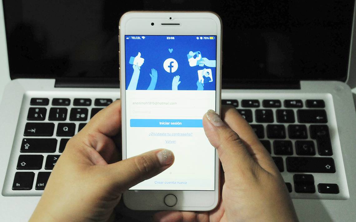 Ante la censura de varios medios rusos, las autoridades rusas han anunciado que impondrán restricción al acceso de Facebook en su país.