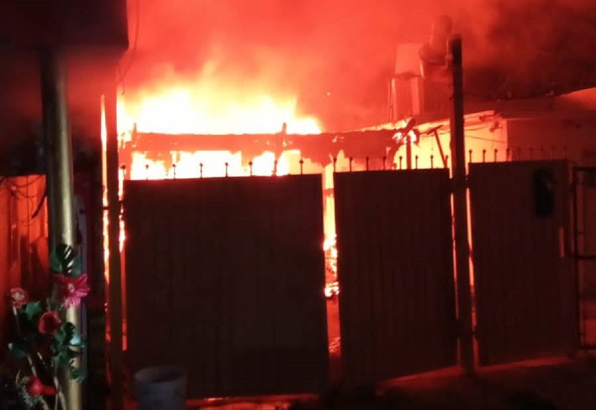 Se incendia vivienda en Ciudad Madero