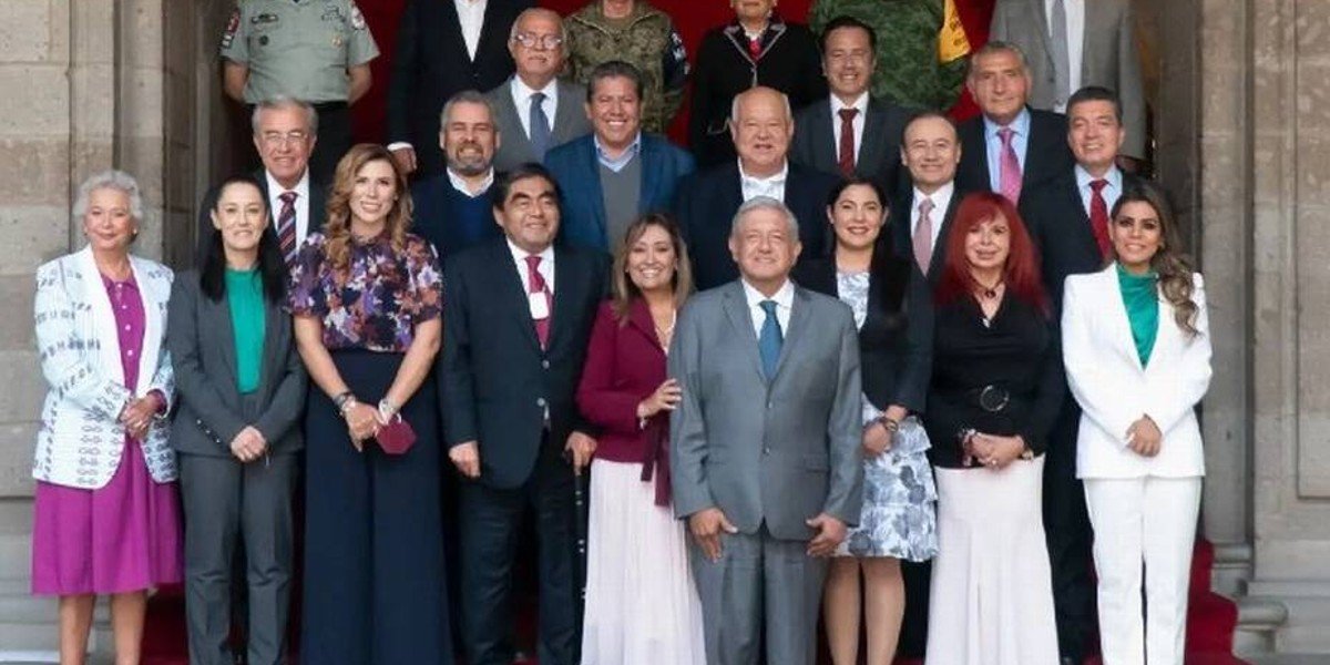 Tras la queja de la oposición, el INE resolvió en contra de Morena y obliga a AMLO a retirar la carta de apoyo de los gobernadores de la 4T.