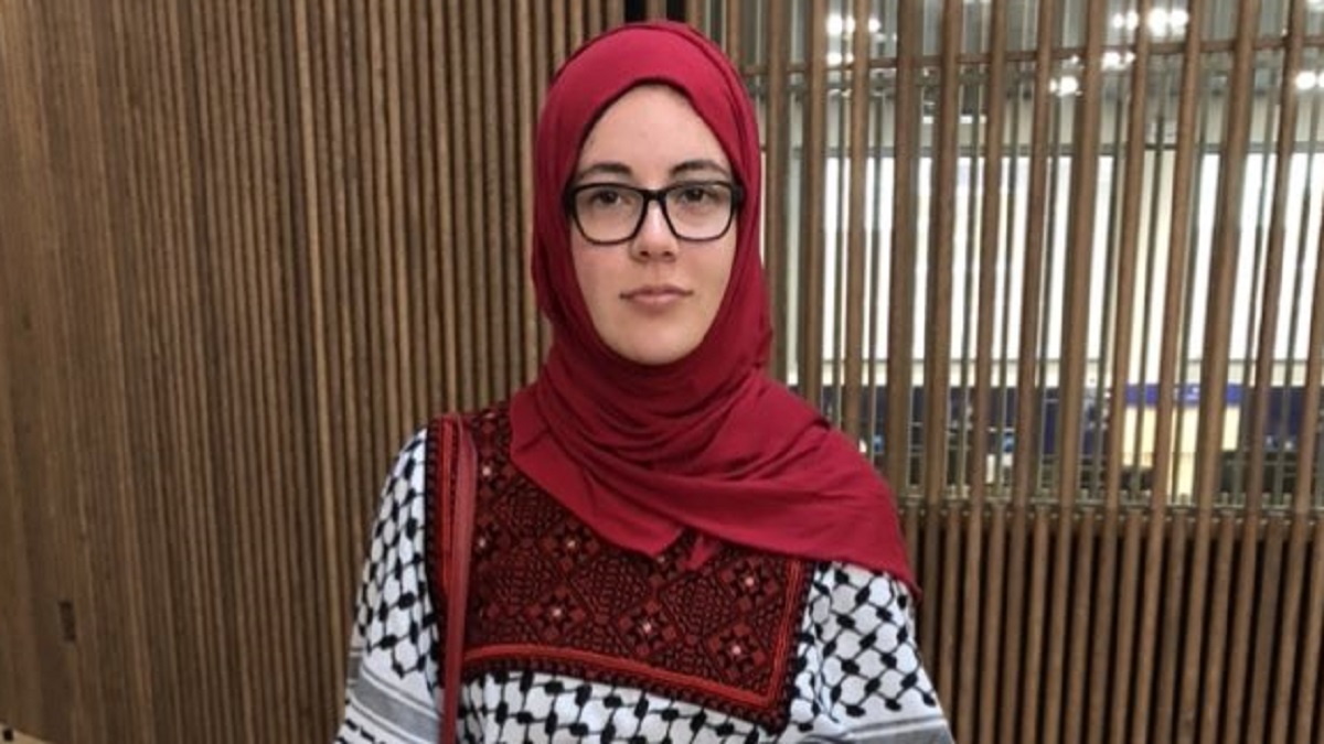 Tras su sentencia a siete años de prisión y 100 latigazos en Catar por su denuncia, la mexicana Paola Schietekat agradece el apoyo de la SRE.