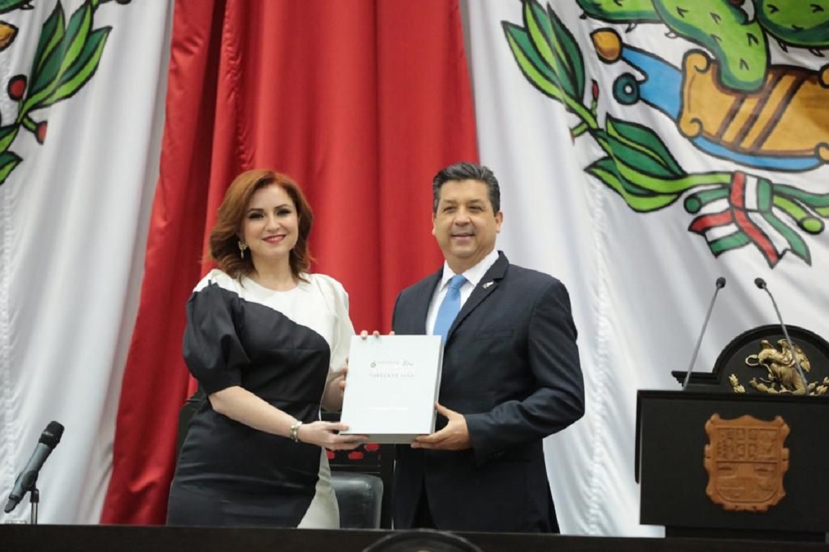 Cabeza de Vaca entregó Informe