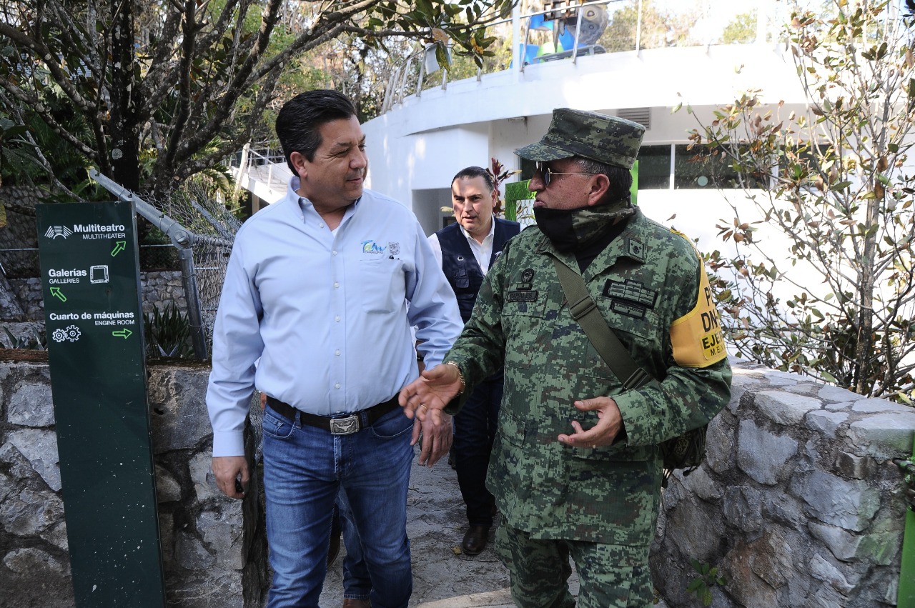 Tras darse a conocer el incendio en El Cielo, Francisco García Cabeza de Vaca, afirma que que hay 250 personas que combaten el incendio.