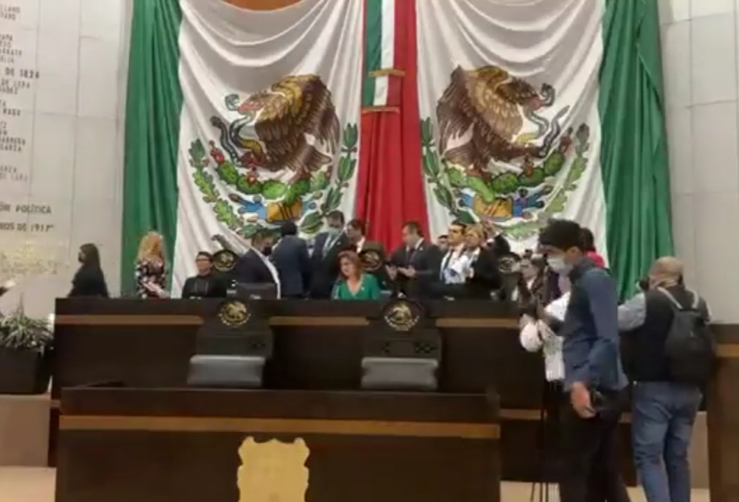 zafarrancho en el Congreso por comisiones