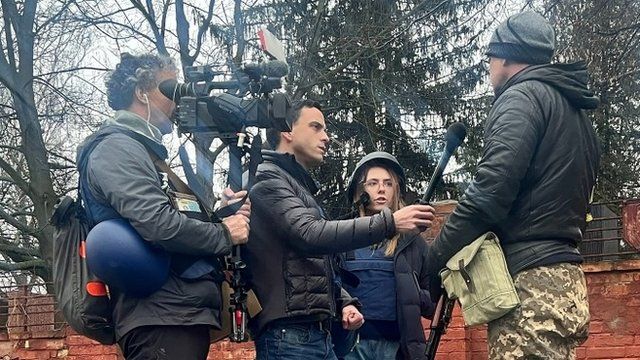 Más de 50 países piden en la ONU protección para periodistas en Ucrania. Los países firmantes aseguran que hay ataques rusos contra la prensa