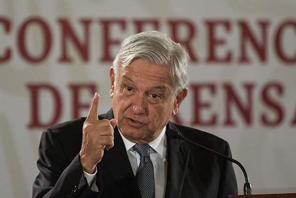 El presidente de la República, Andrés Manuel López Obrador, declaró que rechazar la reforma eléctrica fue equivalente a traicionar a México.