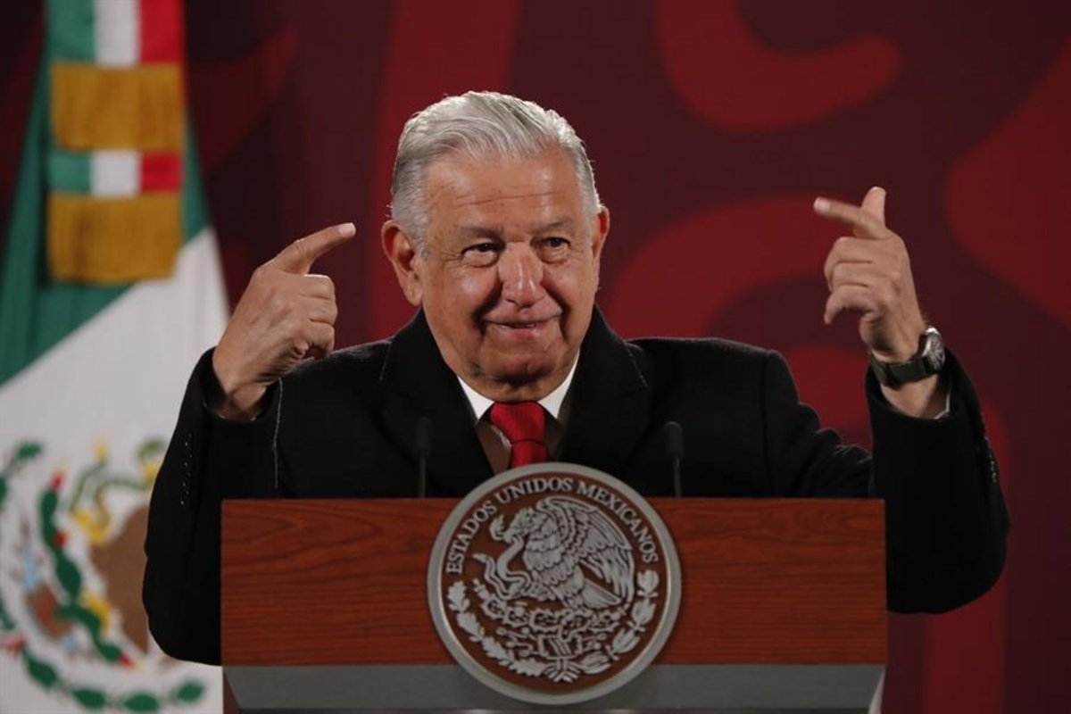 denuncia contra AMLO