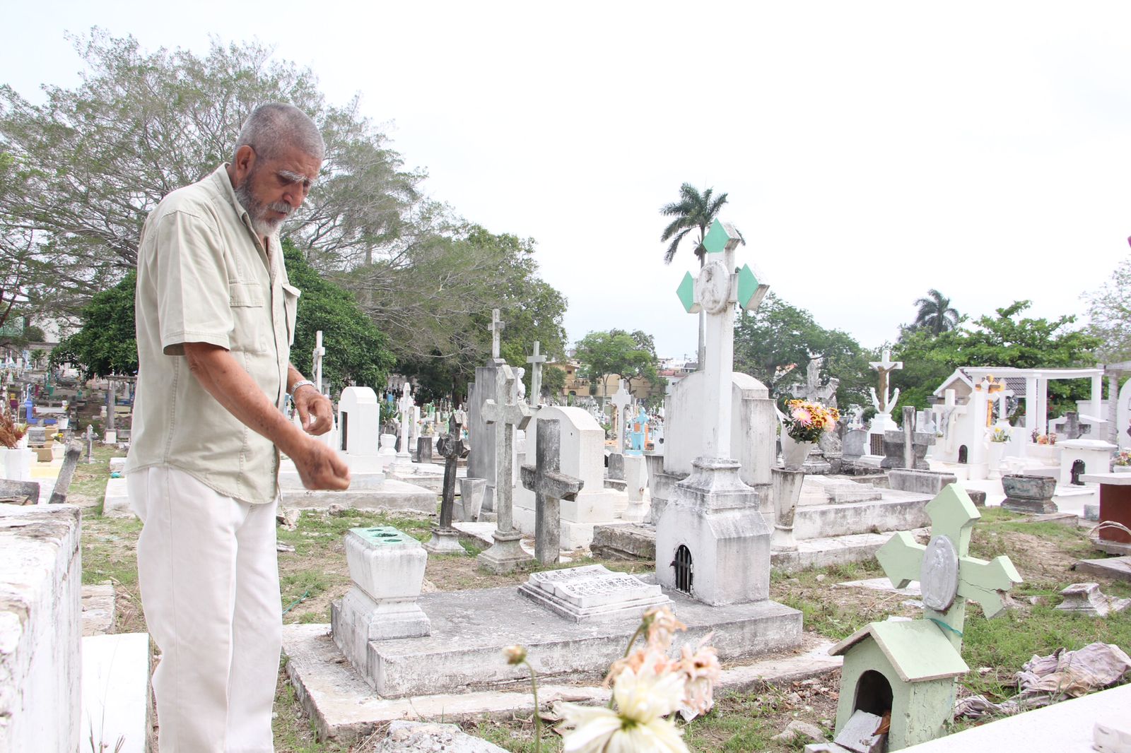 se registran robos en el cementerio
