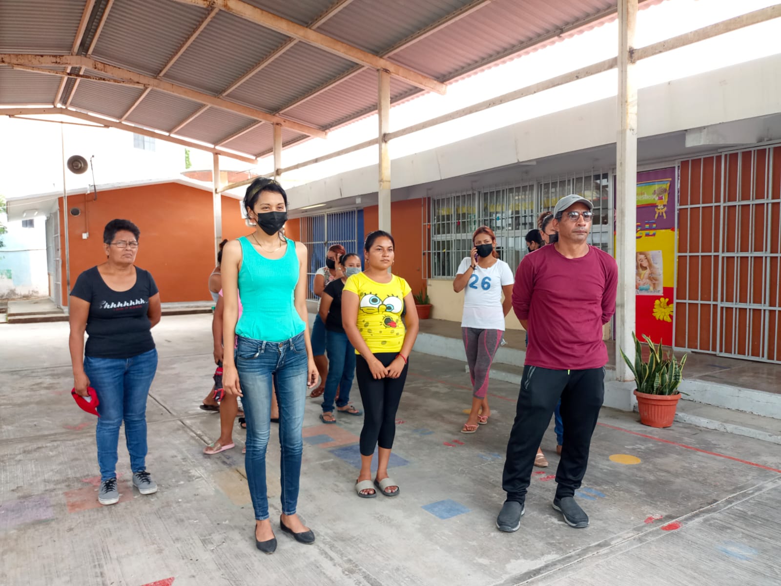 amenazan con bloquear la carretera