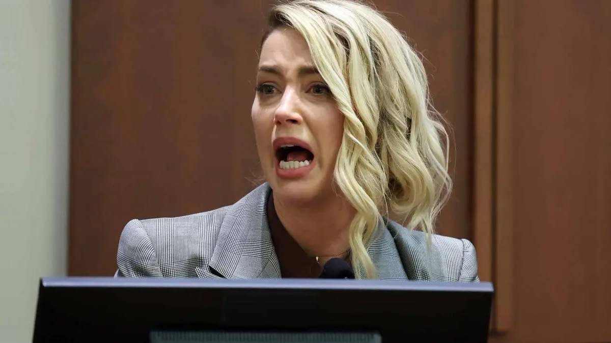 Amber Heard volvió a subir al estrado