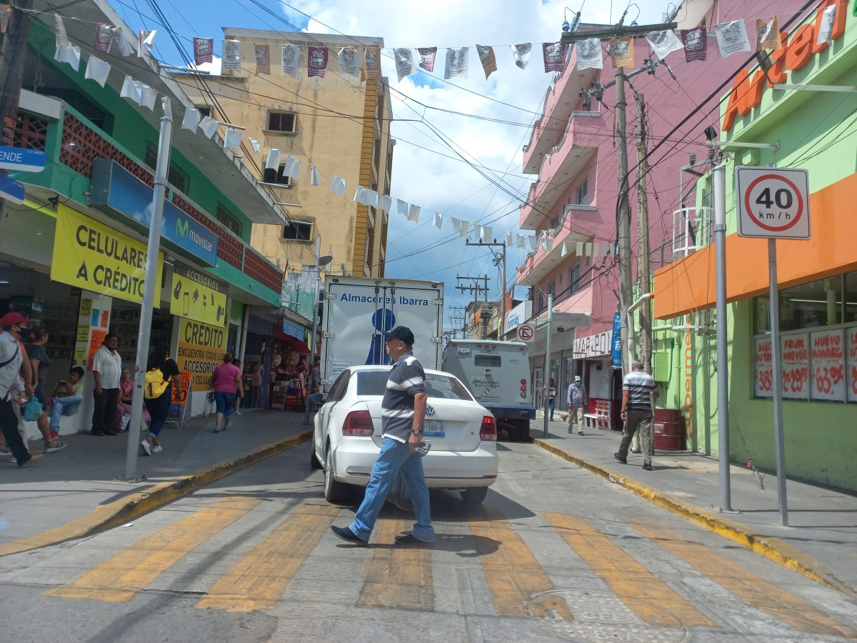 "Dedo manchado, descuento asegurado"