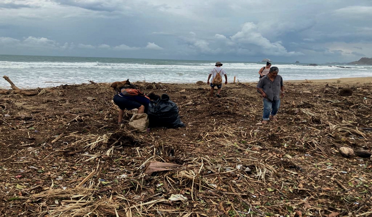Zipolite asolado por Agatha