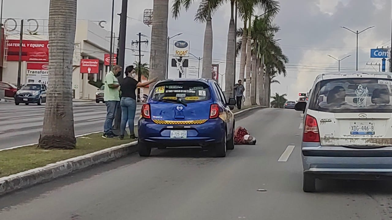 Peatones exigen puentes peatonales