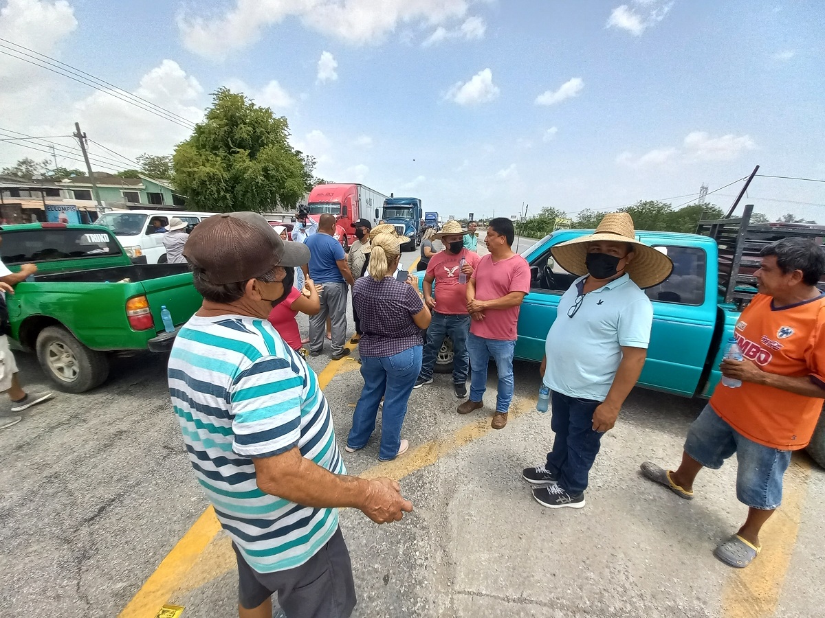 bloquearon por hora y media carretera