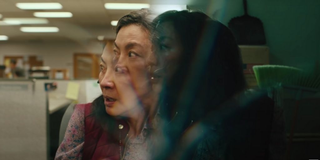 Hoy revelaremos el filme de Dan Kwan y Daniel Scheinert, Everything everywhere all at once, una película que volará a más de uno la cabeza