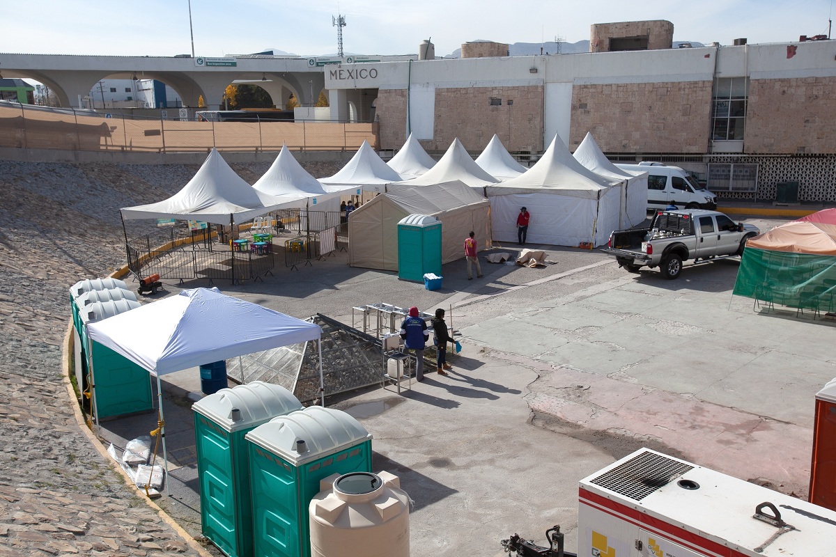 suspender “Quédate en México”